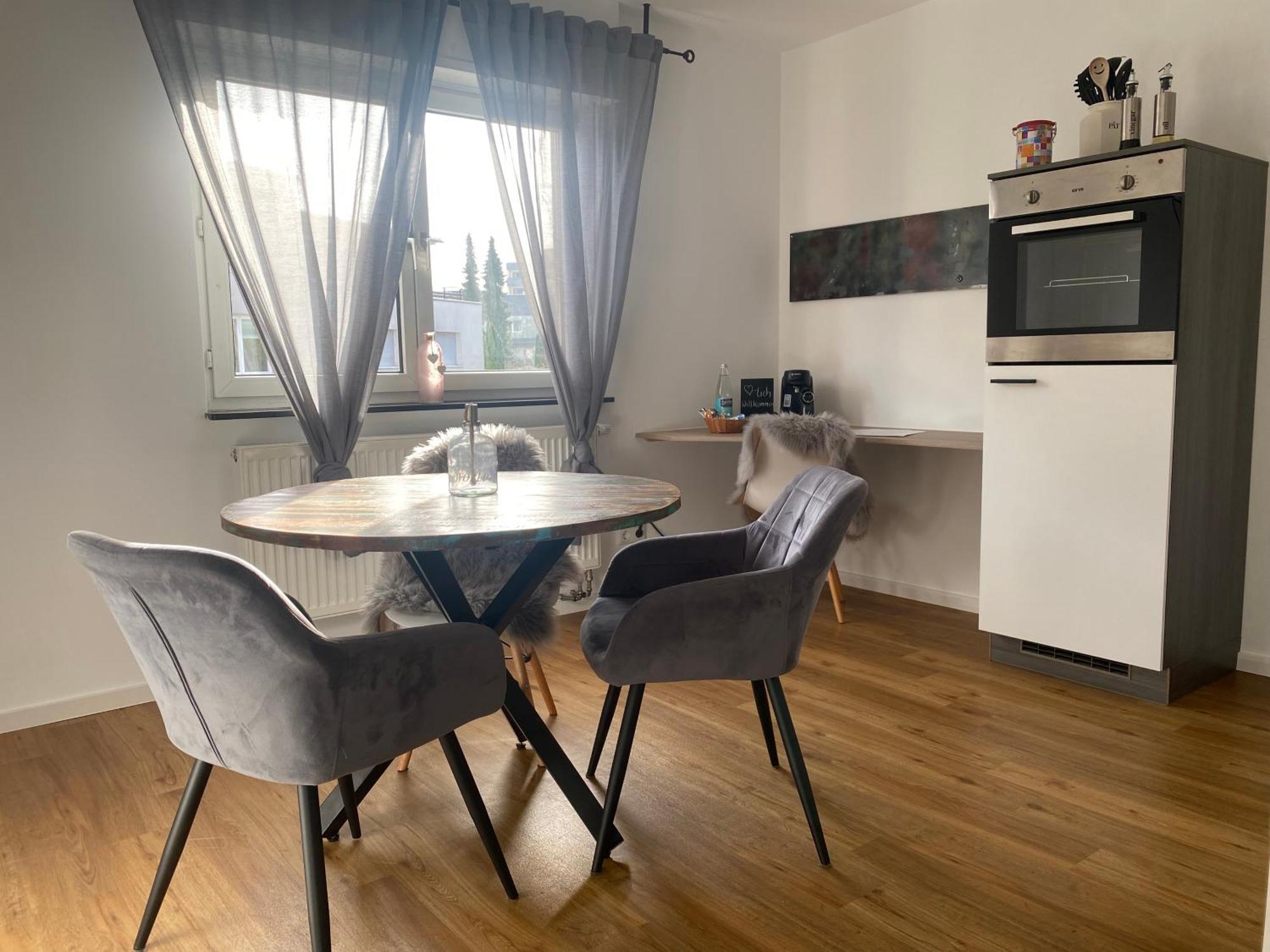 Apartment Roomy Comfort - Zwischen Heidelberg Und Mannheim Edingen-Neckarhausen Экстерьер фото
