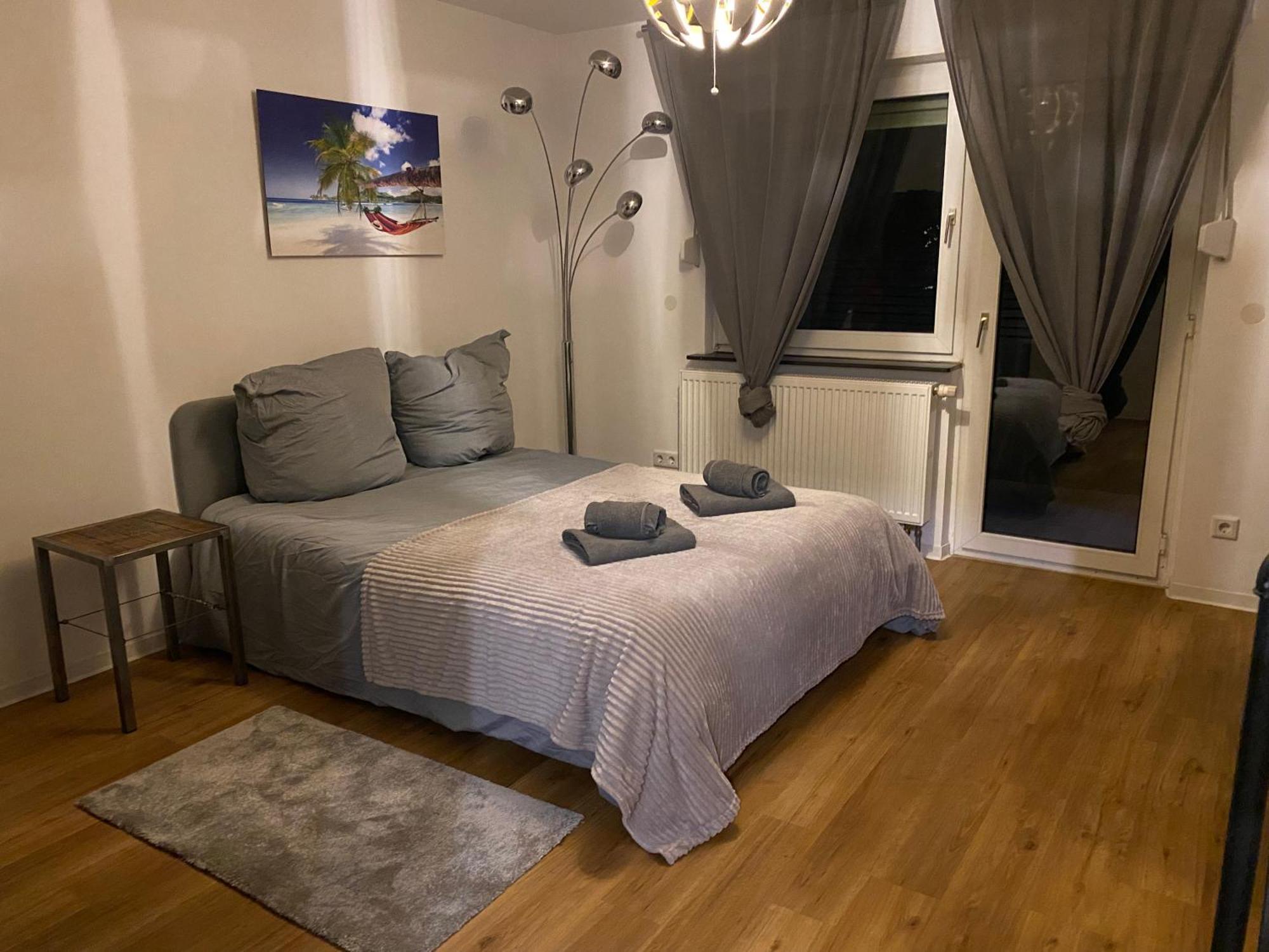 Apartment Roomy Comfort - Zwischen Heidelberg Und Mannheim Edingen-Neckarhausen Экстерьер фото
